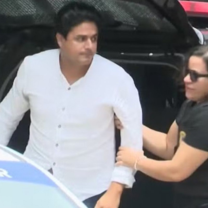 Justi�a encaminha cantor Jo�o Lima ao Pres�dio do Roger ap�s pris�o por agress�o � ex-esposa