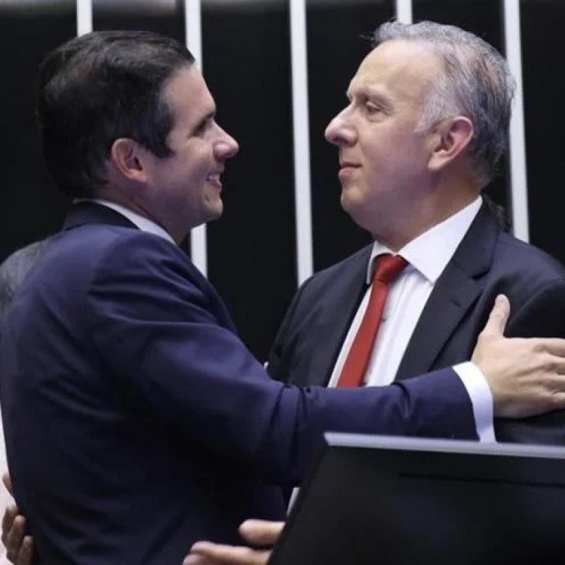 A hegemonia do Republicanos e do PP na guerra pelas vagas de federal e estadual na Para�ba