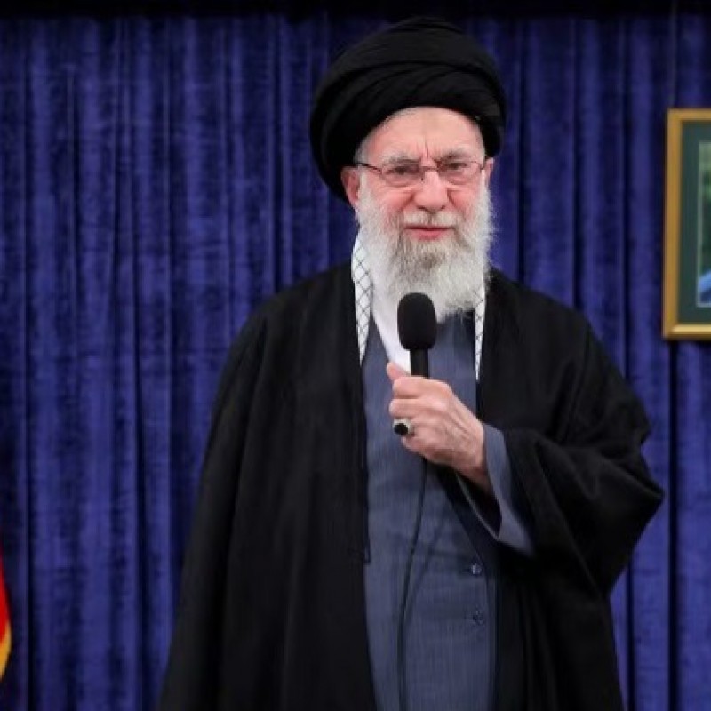 Presidente do Ir� diz que morte de Khamenei � 'declara��o de guerra contra mu�ulmanos'
